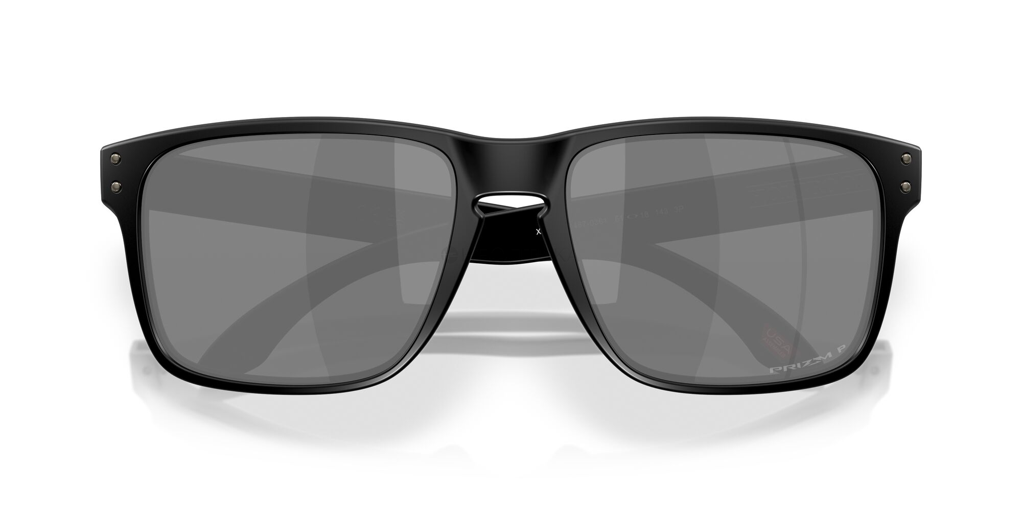 Солнцезащитные очки Oakley  0OO9487 948703 61