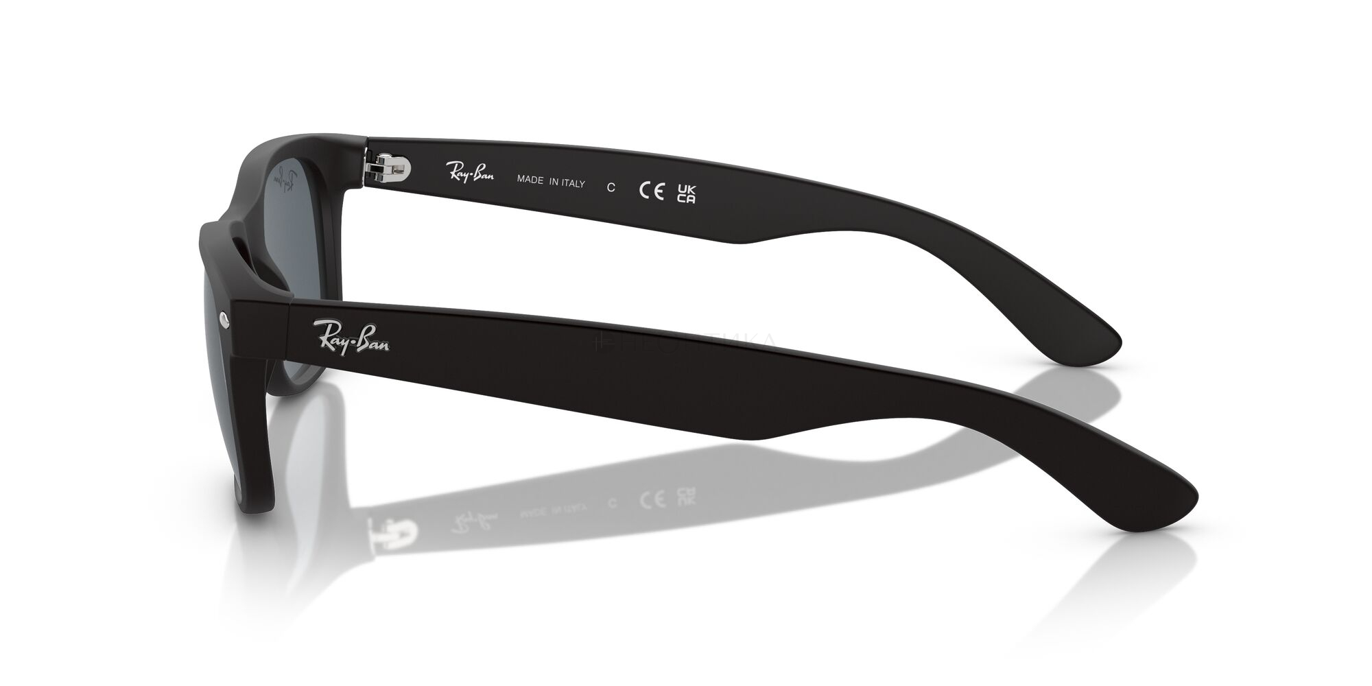 Солнцезащитные очки Ray-Ban New Wayfarer 0RB2132 622/R5 58