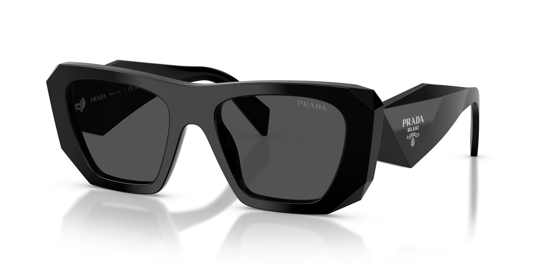 Солнцезащитные очки Prada  0PR B18S 16K08Z 53